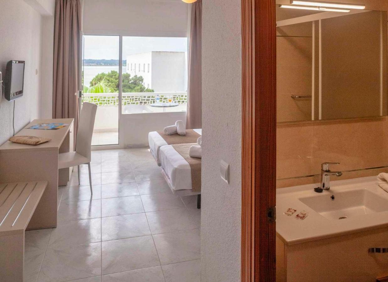 Roquetes Rooms - Formentera Break Es Pujols Exterior foto
