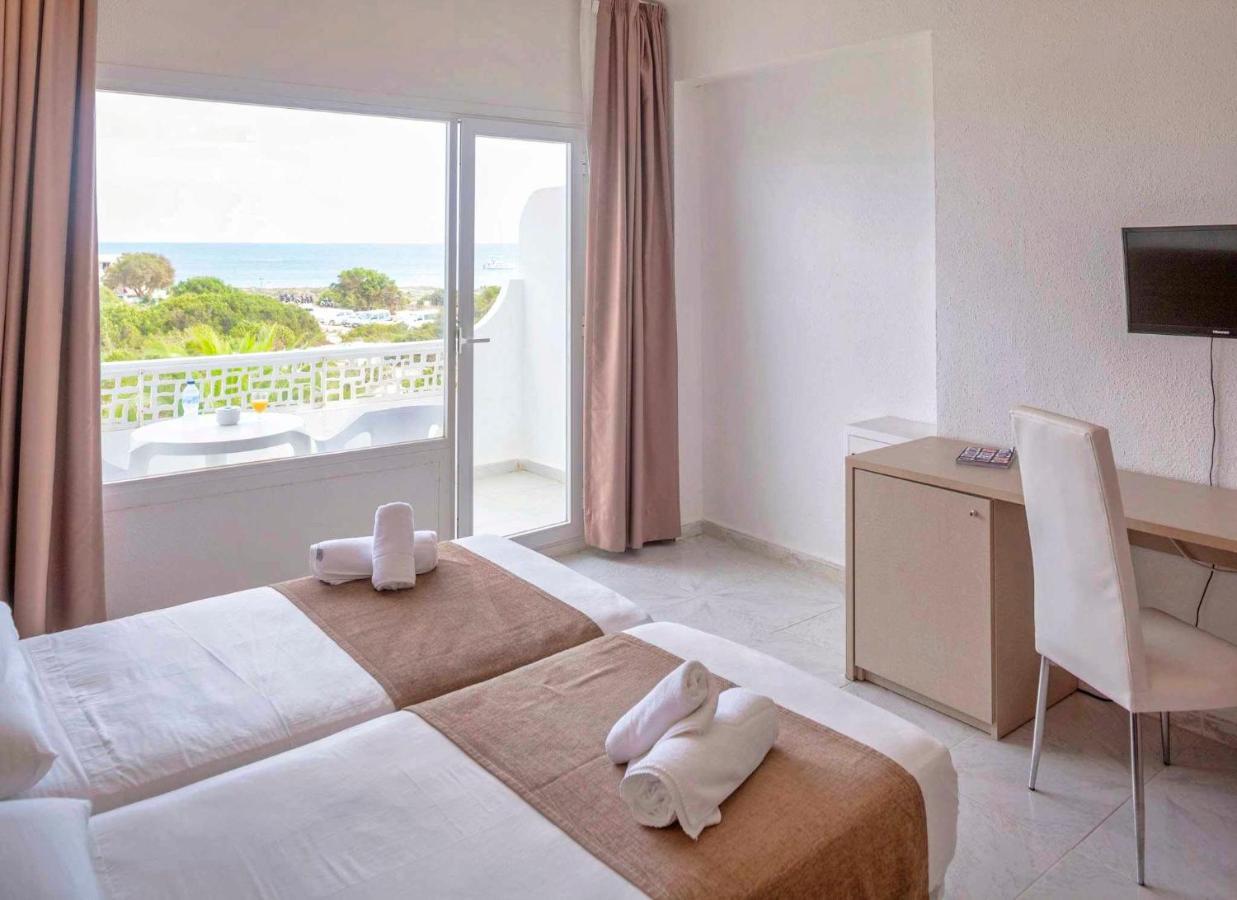 Roquetes Rooms - Formentera Break Es Pujols Exterior foto
